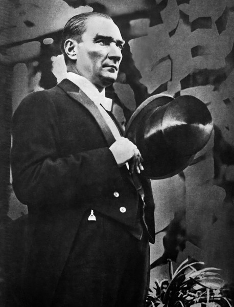 Tarihçilerin gizli belgeleri ortaya çıktı: Atatürk’e teklif edilen 13 şaşırtıcı soyadı! - Resim: 3