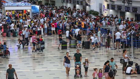 Antalya turizm alanında tüm zamanların rekorunu kırdı