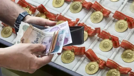 Altın haftaya sert yükselişle başladı! Gram ve Ons rekor seviyede