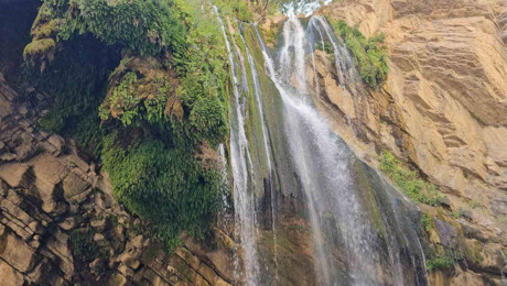 Hakkari'nin doğal güzelliği! Kaval Şelalesi’ne yoğun ilgi
