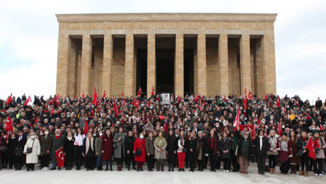 Kadınlar örgütlü mücadeleyi anlattı