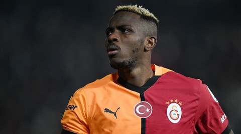Bu haber Galatasaraylıları çok üzecek! Dünya devi Osimhen'in peşine düştü - Resim : 1