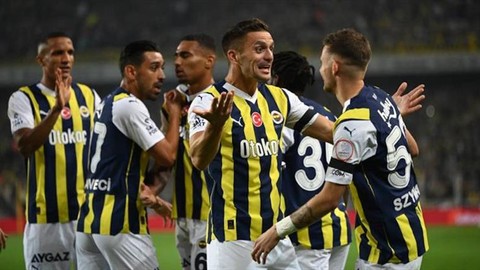 Fenerbahçe ve Beşiktaş'ın maçı TV8,5'da mı? Fenerbahçe ve Beşiktaş'ın maçı  şifresiz kanalda