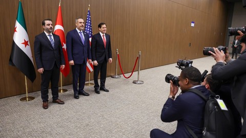 Türkiye, ABD, Suriye Dışişleri Bakanları bir arada