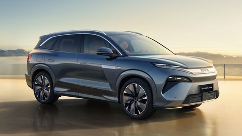BYD'nin 7 koltuklu devi sahneye çıktı! Sadece 4,9 saniyede roket gibi...
