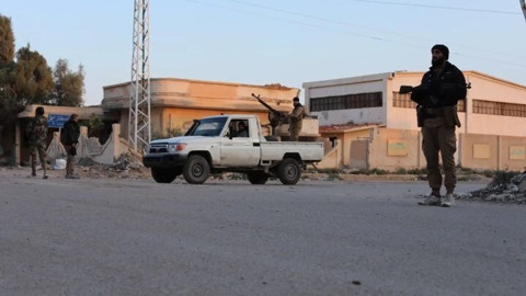 Terör örgütü DEAŞ’a yönelik operasyon! Suriye’de 5 gözaltı var