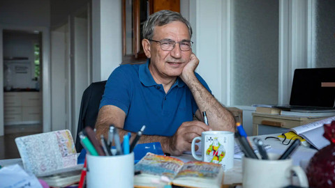 ‘Devleti ve bayrağı temsil etmemeli’