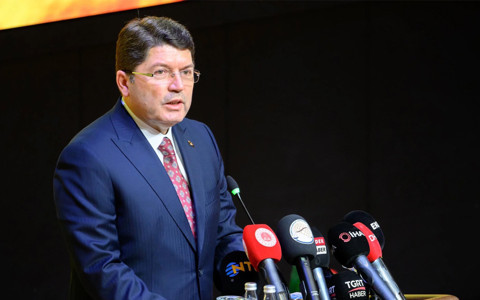 Düşen uçak sonrası Adalet Bakanı Tunç'tan açıklama