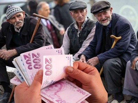 Nakite sıkışan emeklilere müjdeli haber! 60 bin TL’ye kadar...