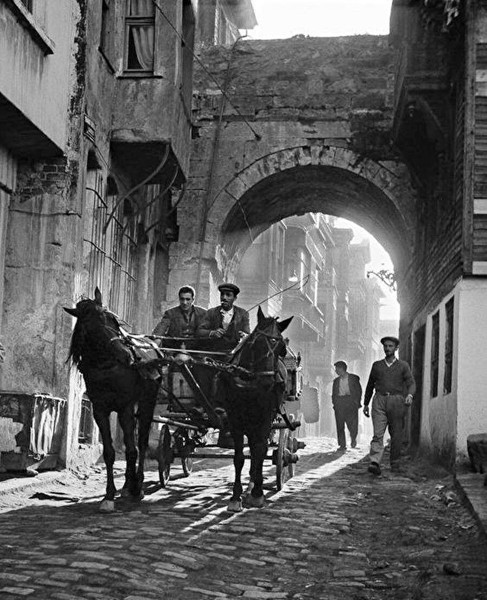Ara Güler'in kadrajından İstanbul'un eski fotoğrafları - Resim: 7