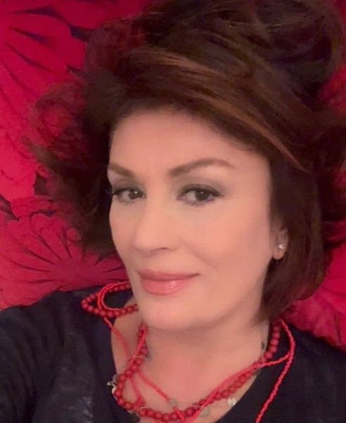 Zaman ona uğramamış! Yeşilçam’ın efsanesi Gülşen Bubikoğlu son haliyle büyüledi! - Resim: 15