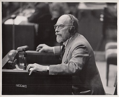 AHMET HAŞİM’İN FRANKFURT’TAKİ “TEMİZ NAZİ” DOKTORU: PROF. DR. FRANZ VOLHARD - Resim : 6