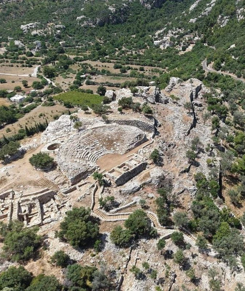 Deniz manzaralı tiyatro ortaya çıkıyor! Muğla Marmaris'te - Resim: 3