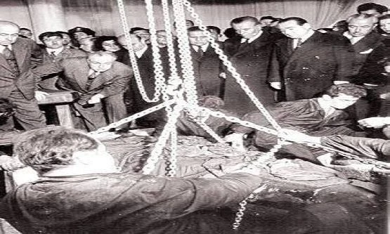 Atatürk'ün tabutu açıldı! Herkesin boğazının düğümlendiği an... - Resim: 5