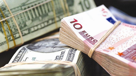 Dolar durmuyor! 19 Kasım 2024 döviz kurları