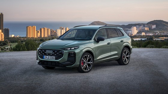 Yeni Audi Q3 2025 Tanıtıldı: Dijitalleşme, Verimlilik ve Konfor Bir Arada