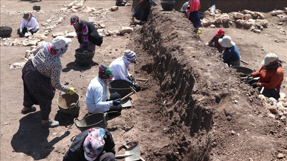 Diyarbakırlı kadınlar tarihi kazarak tarih yazıyor!