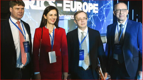 Mehmet Perinçek AfD'nin Rusya ziyaretini değerlendirdi: Bu tavır Almanya’yı krizden çıkarır