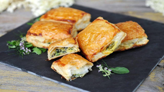 MasterChef'teki tulum peynirli kabak böreği tarifi! Tulum peynirli kabak böreği nasıl yapılır?