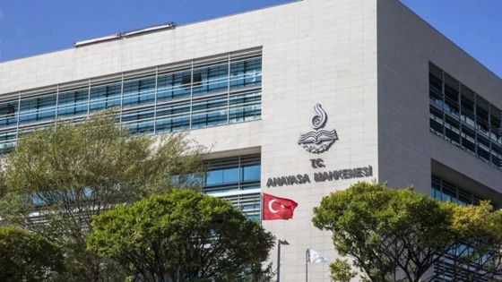 Yargıtay'dan özel hayatın gizliliği kararı! Tazminatsız çıkarılan işçi haklı bulundu