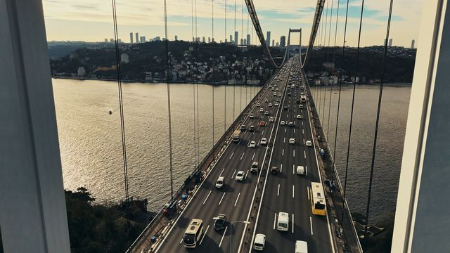 Dünyanın en saçma trafik kuralları! Bu ülkede siyah araba pazar günleri yasak - Resim: 3