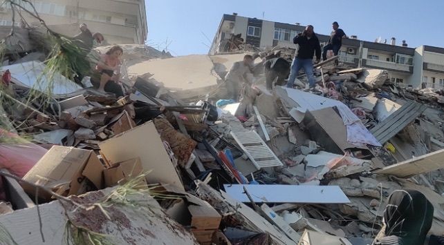 İzmir'de yaşanan en büyük depremler! 7,5 büyüklüğündeki deprem dikkat çekti - Resim: 1