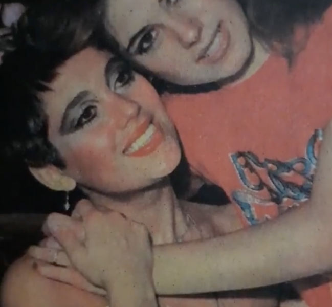 Hababam Sınıfı'nın Ayşe'si yıllara meydan okuyor! Gören tanıyamadı… Annesi de Yeşilçam efsanesi çıktı - Resim: 6