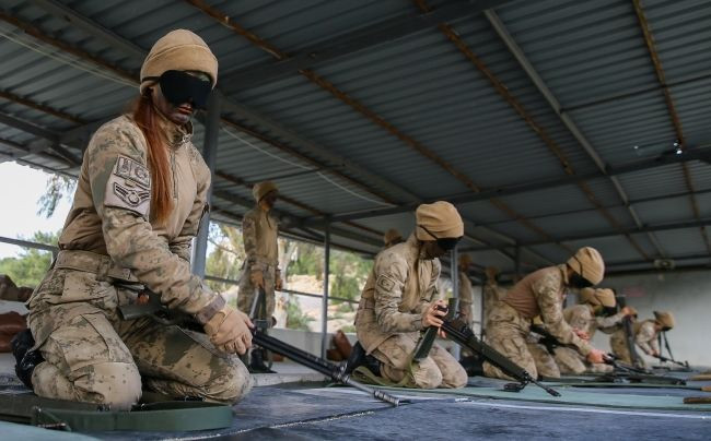 Hangi ülkelerde kadınlar için askerlik hizmeti zorunlu? - Resim: 2