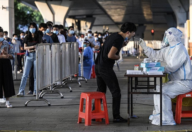 Sinciang Uygur Özerk Bölgesi: COVID Hastaları İçin Tıbbi Altyapı Güçlendiriyor