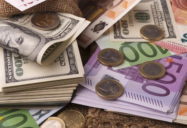 Euro ve Dolar ne kadar oldu? 13 Ekim Pazartesi döviz kuru