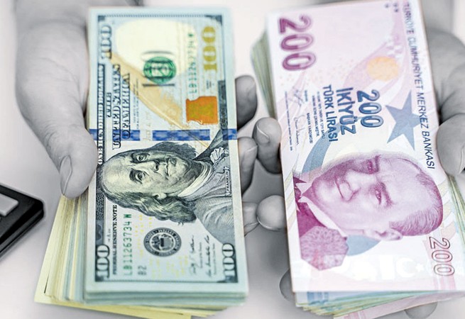 Dolar yüzde 12 değerlendi! Türk Lirası kan kaybediyor! Bugün dolar ve Euro kaç lira oldu