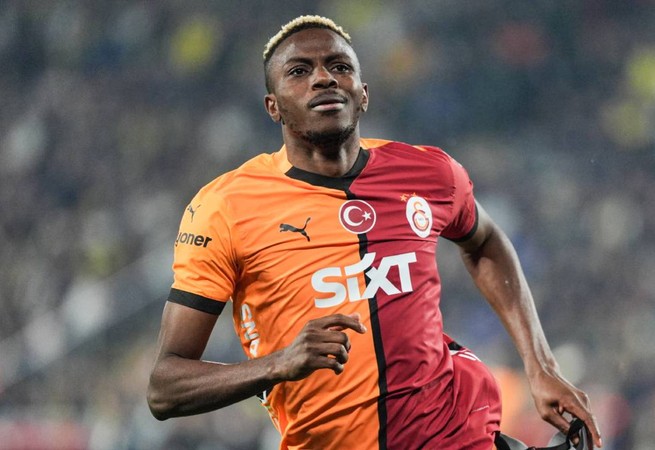 'Yüzde 100 net bir bilgi aldım' diyen Emre Bol, Victor Osimhen'in geleceğini açıkladı