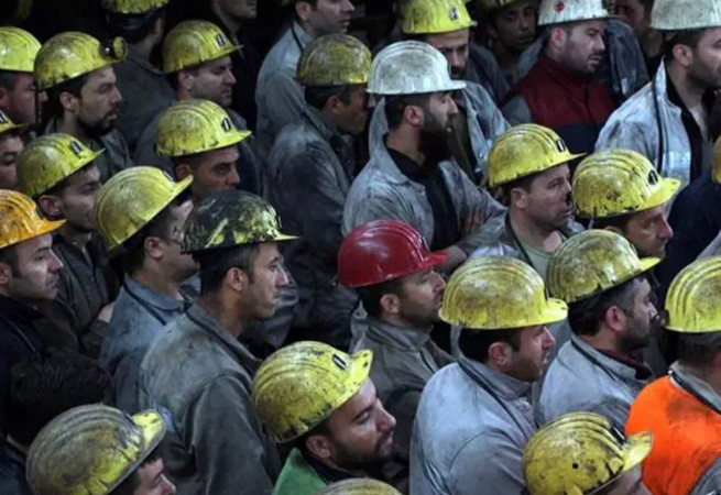 ‘Yarım maaş teklif ediliyor, peşkeş çekilecek’