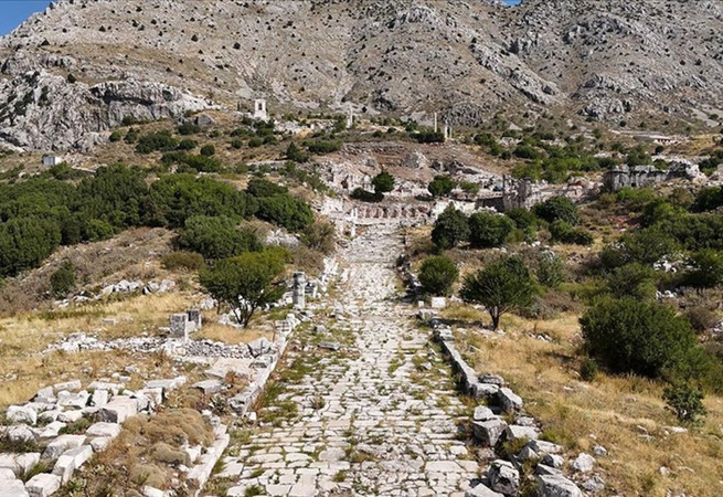 Türkiye'deki en büyük 3. yapı Sagalassos'ta gün yüzüne çıkıyor