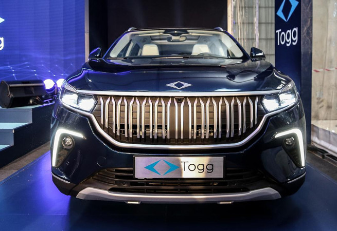 Togg'un bu versiyonunu ilk kez göreceksiniz! Törene damgasını vurdu