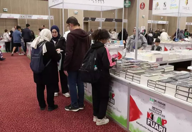 4’üncü ‘Ulusal Bahçelievler Kitap Fuarı’ başladı