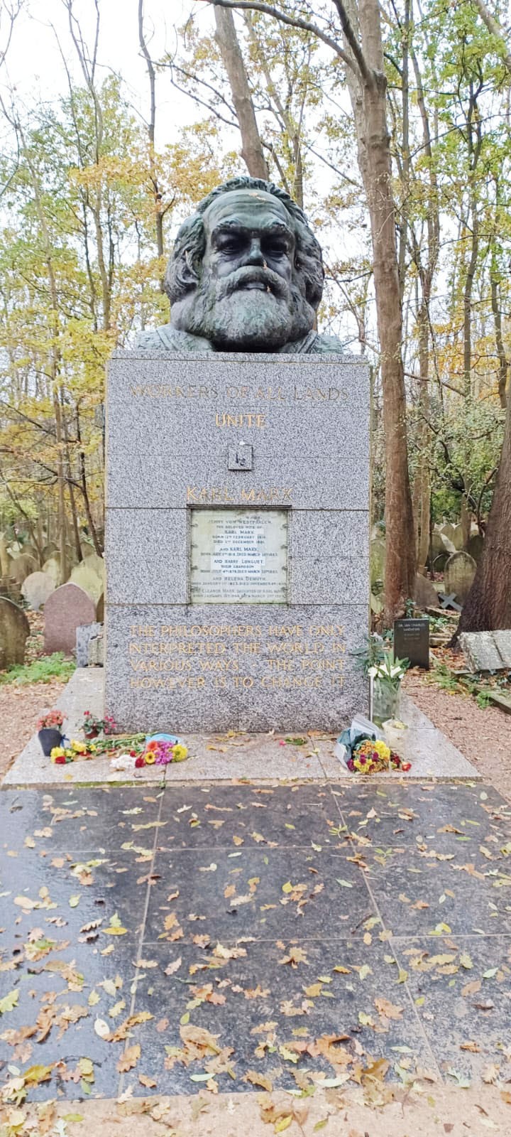 Marx’ın ayak izinde - Resim : 6