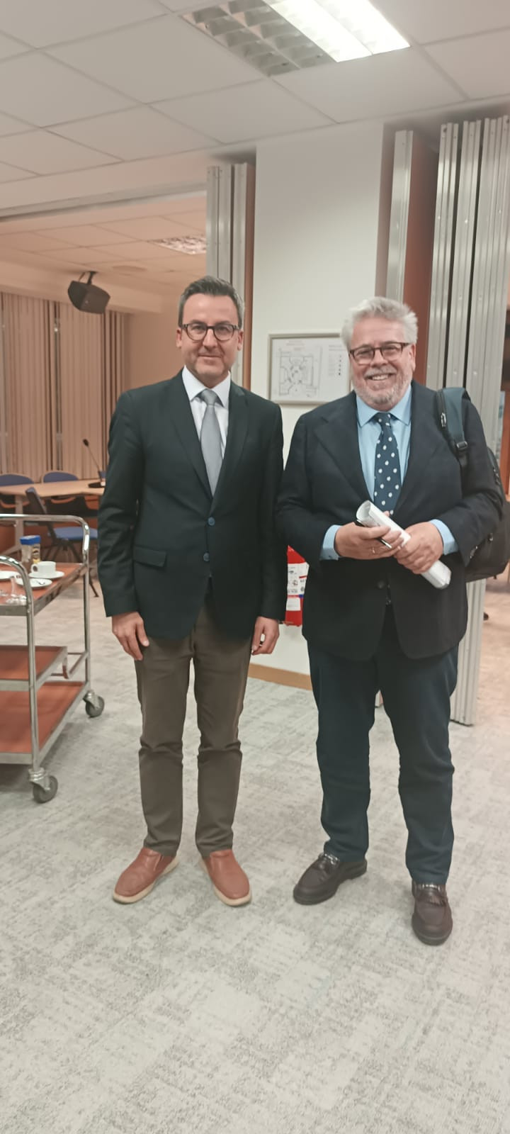 AP Raportörü Amor, Aydınlık'ın sorularını yanıtladı - Resim : 1