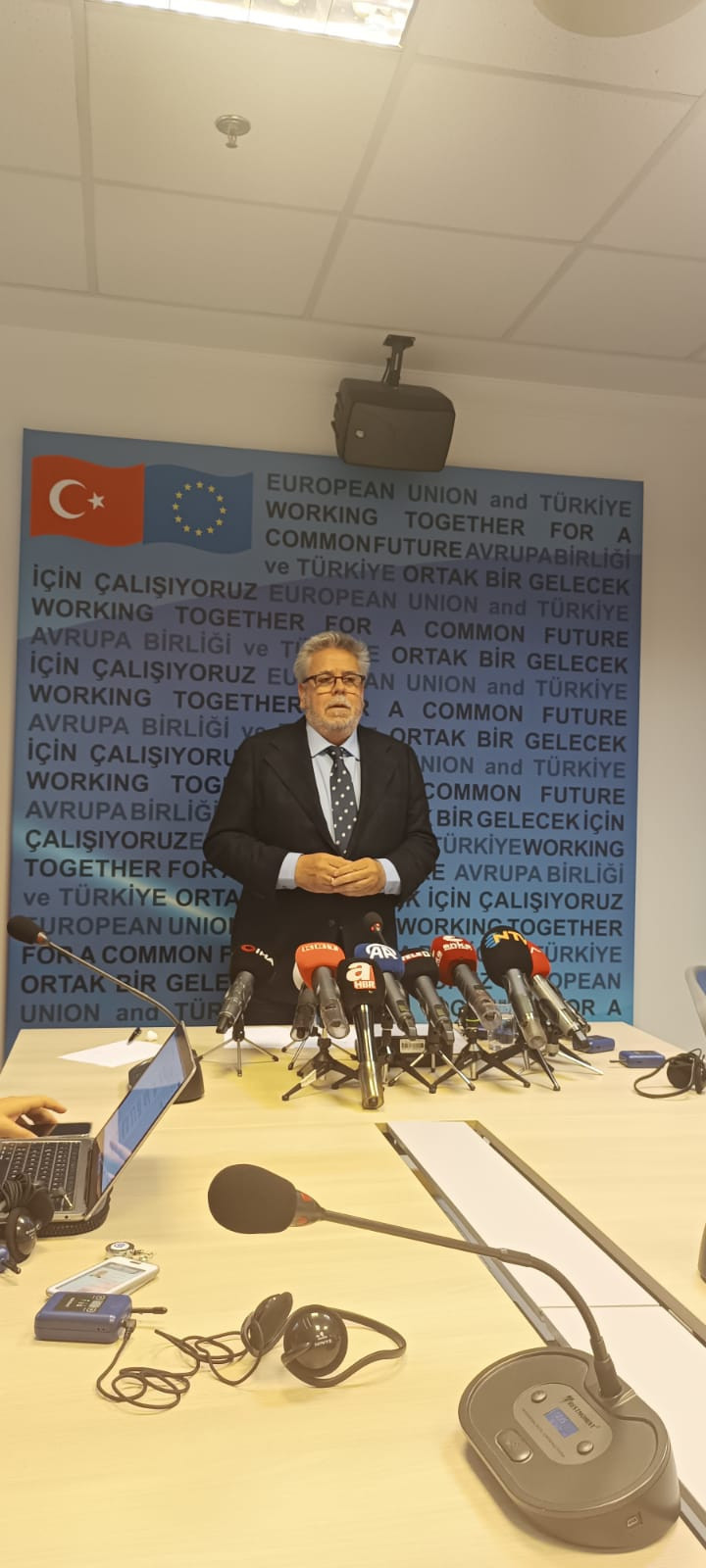 AP Raportörü Amor, Aydınlık'ın sorularını yanıtladı - Resim : 2