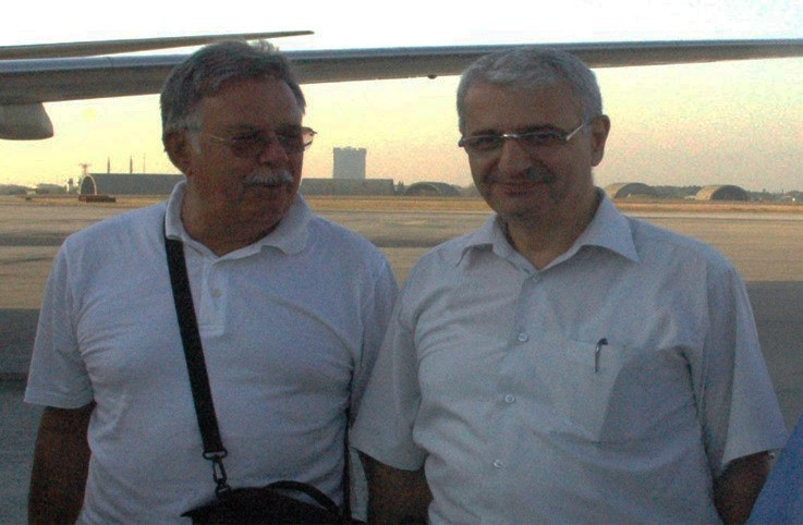 BOYUN EĞMEYEN ŞİİRLER! Ak Alın Hocaya Sorular - Resim : 1