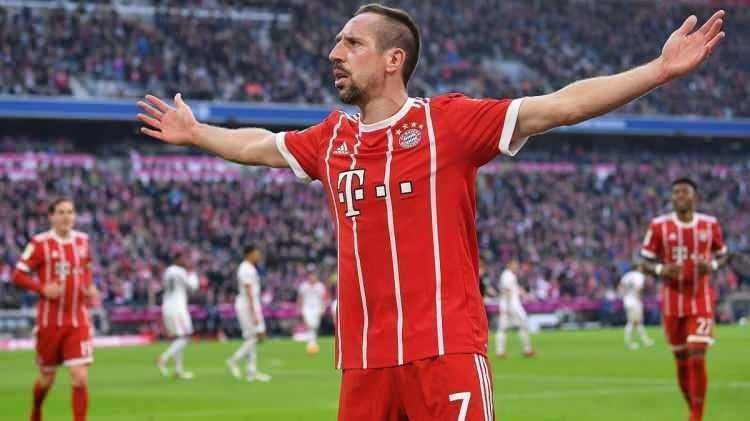 Din değiştiren ünlüler açıklandı! Listede Türk isimler de var - Resim: 10