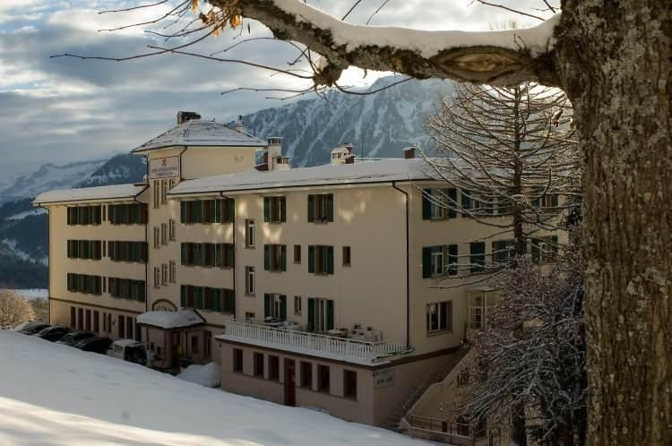 Dünyanın en pahalı okulları belli oldu! Fiyatlar dudak uçuklattı 11'i aynı ülkede - Resim: 16