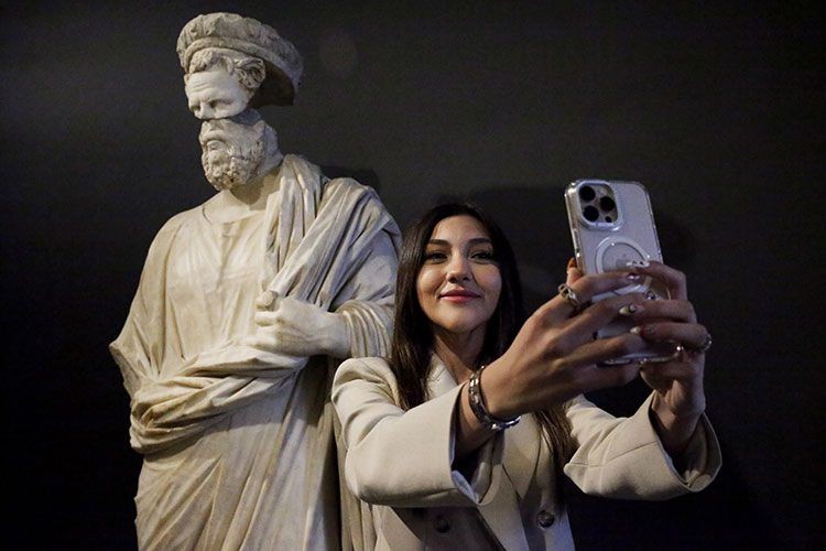 8 bin 500 yıllık tarihe ışık tutuyor: İzmir Kültür Sanat Fabrikası - Resim: 2