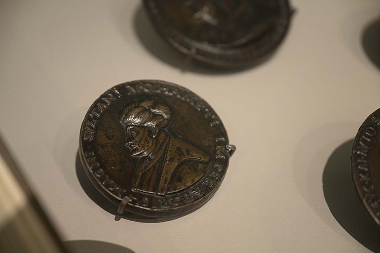 Fatih Sultan Mehmet’in hiç görülmemiş portresi ortaya çıktı! Görenler gözlerine inanamadı - Resim: 9