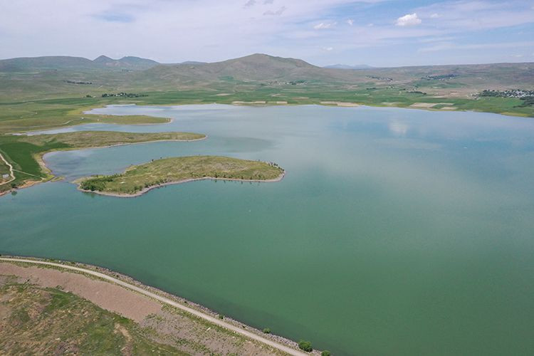 Ağrı’nın Patnos ilçesinde bulunuyor! Serinlemek isteyenlerin adresi oldu - Resim: 1