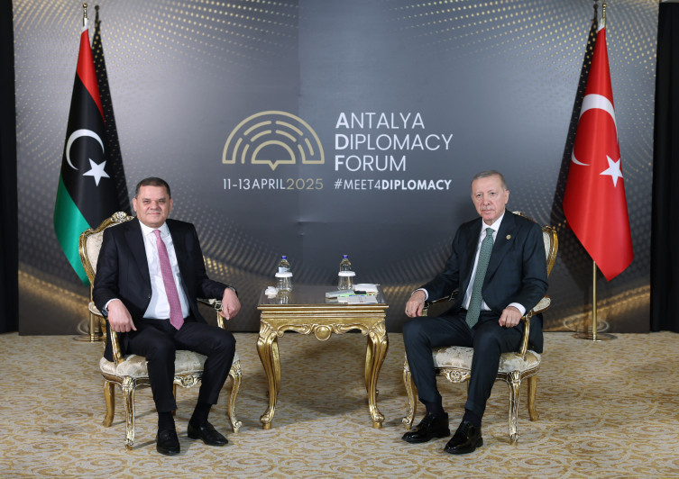 Cumhurbaşkanı Erdoğan'dan Antalya'da görüşme trafiği - Resim : 4