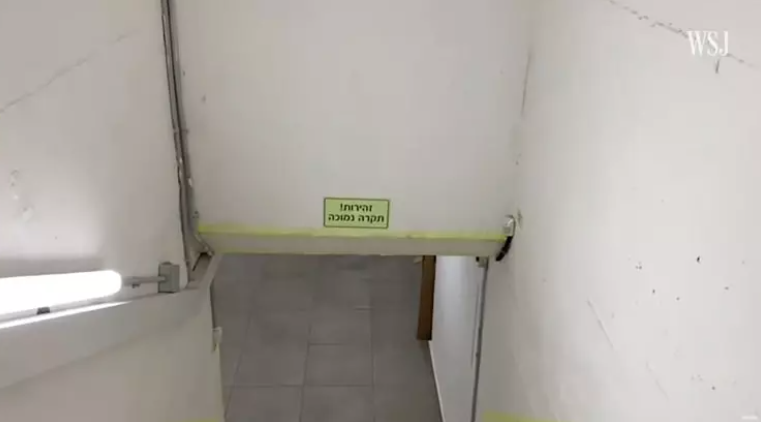 İsrailliler saklanıyor: Sığınakların içi görüntülendi - Resim: 4
