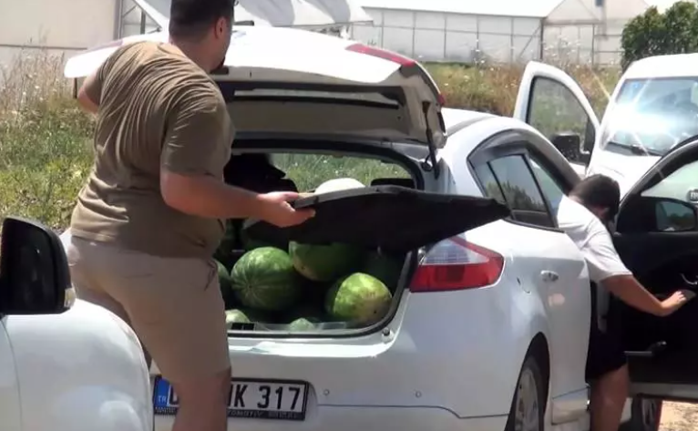 Sosyal medyadan duyurup ücretsiz dağıttı! - Resim: 3