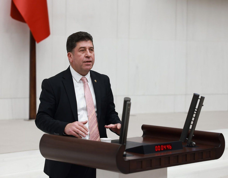 Koltuğu bırakmıyorlar...7 dönemdir milletvekilliği yapan isimler şaşırtıyor - Resim: 4