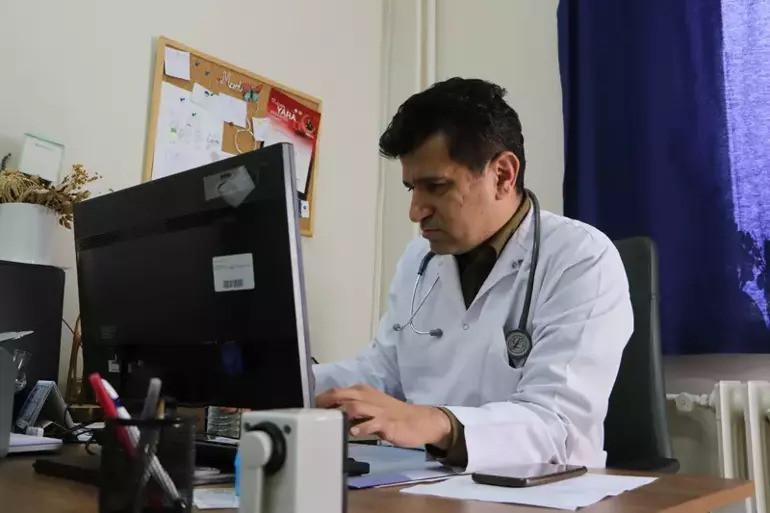 Depresyondan bilinci kapandı: 58 gün uyudu - Resim : 1